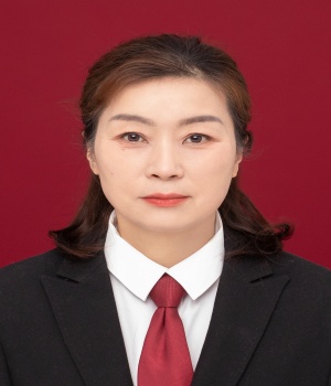 教练员：焦素平